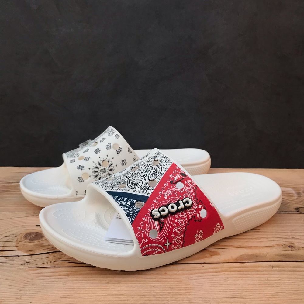 Classic Crocs Bandana Slide